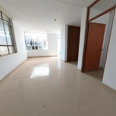 VENTA DE GRAN ALMACÉN EN CHICLAYO